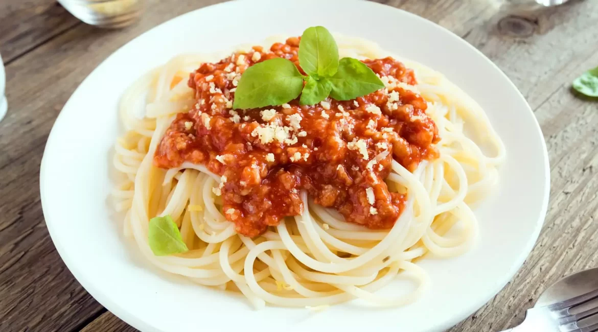 PASTAS A LA BOLOÑESA